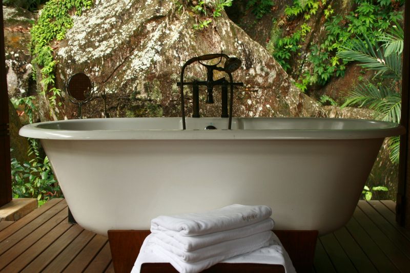 Bathtub Refinishing